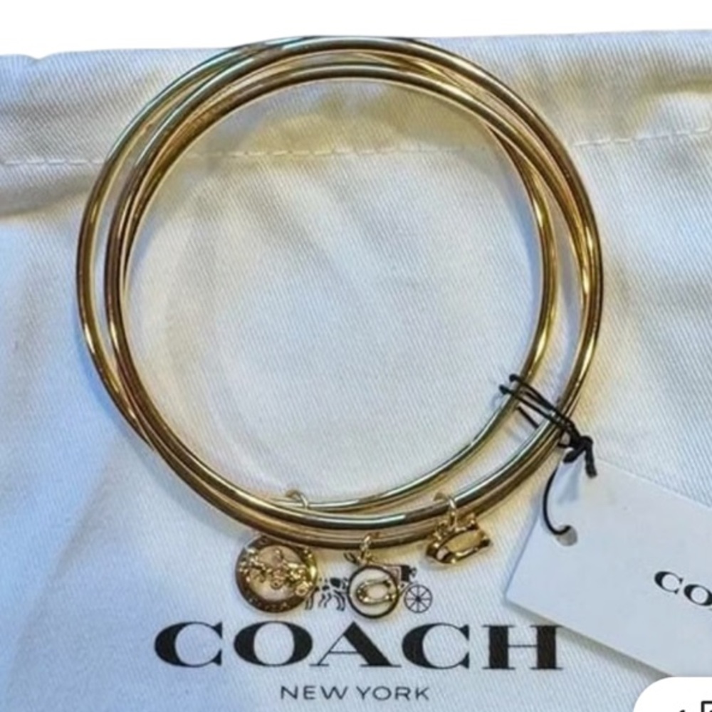 COACH HORSE AND CARRIAGE BANGLE CHARM BRACELET TRIO GOLD BRASS
